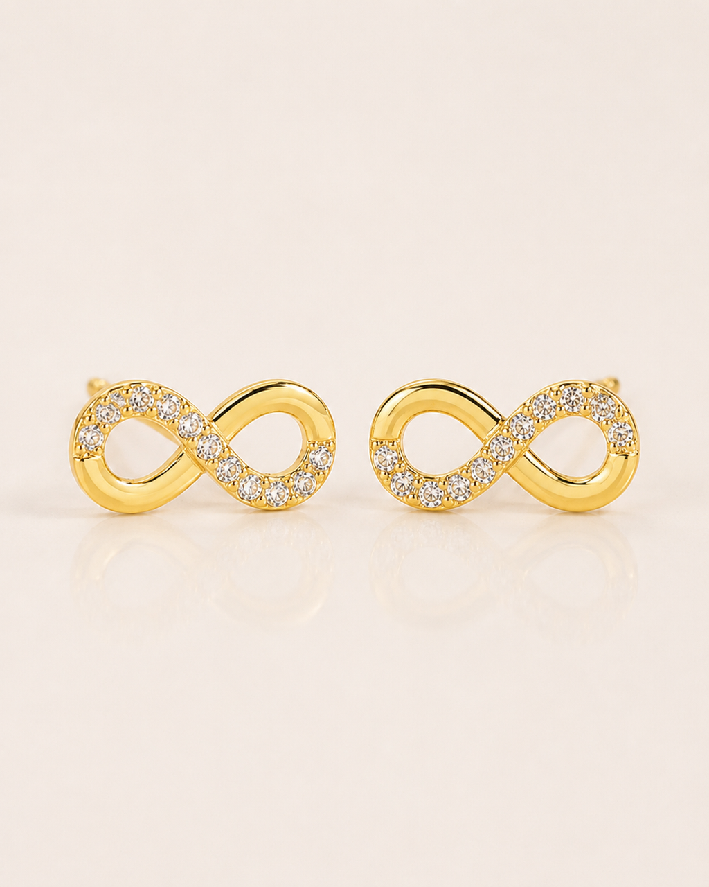 Infinity Lumière Stud Earrings