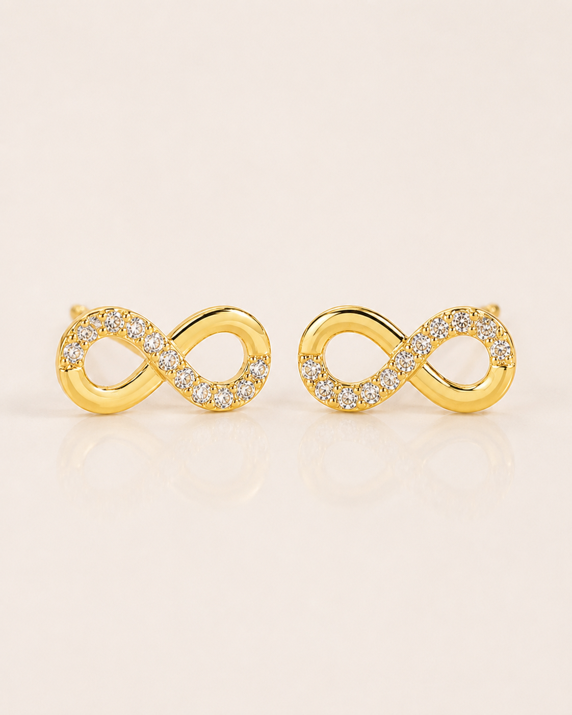 Infinity Lumière Stud Earrings