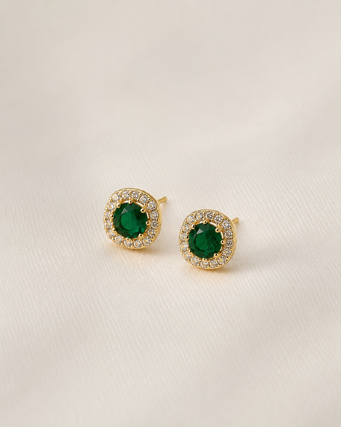 925 Sterling Silver Green Solitaire Stud Earrings