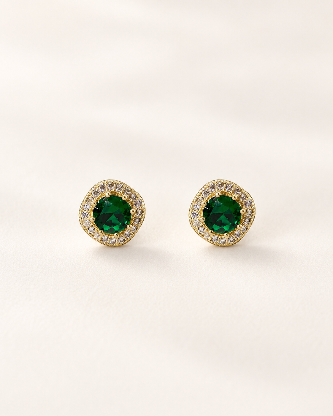 925 Sterling Silver Green Solitaire Stud Earrings