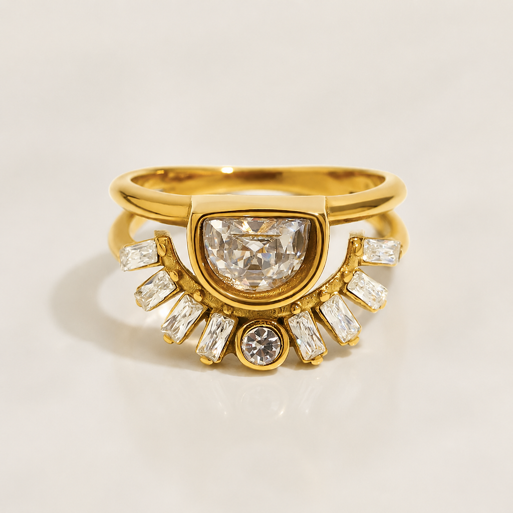 Elegant Sunburst Gold Ring