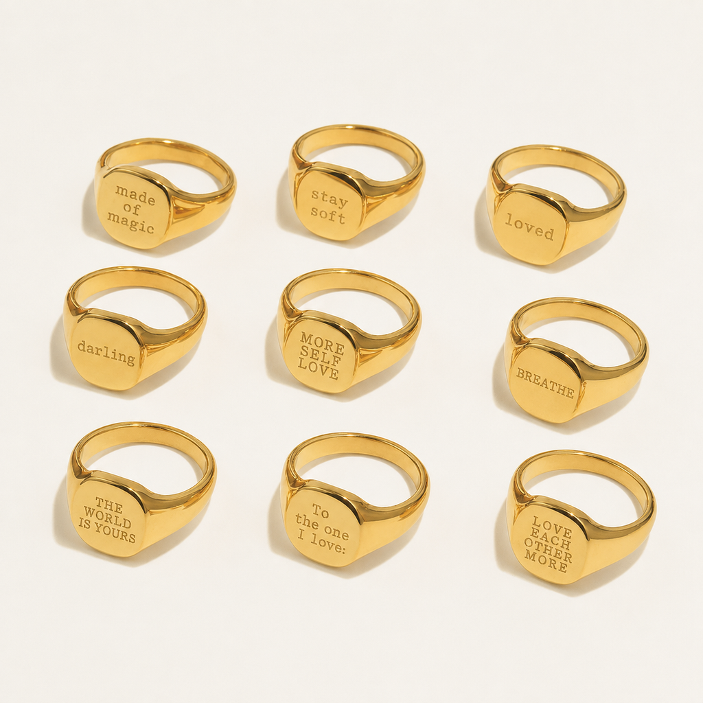 Elegant Gold Signet Ring