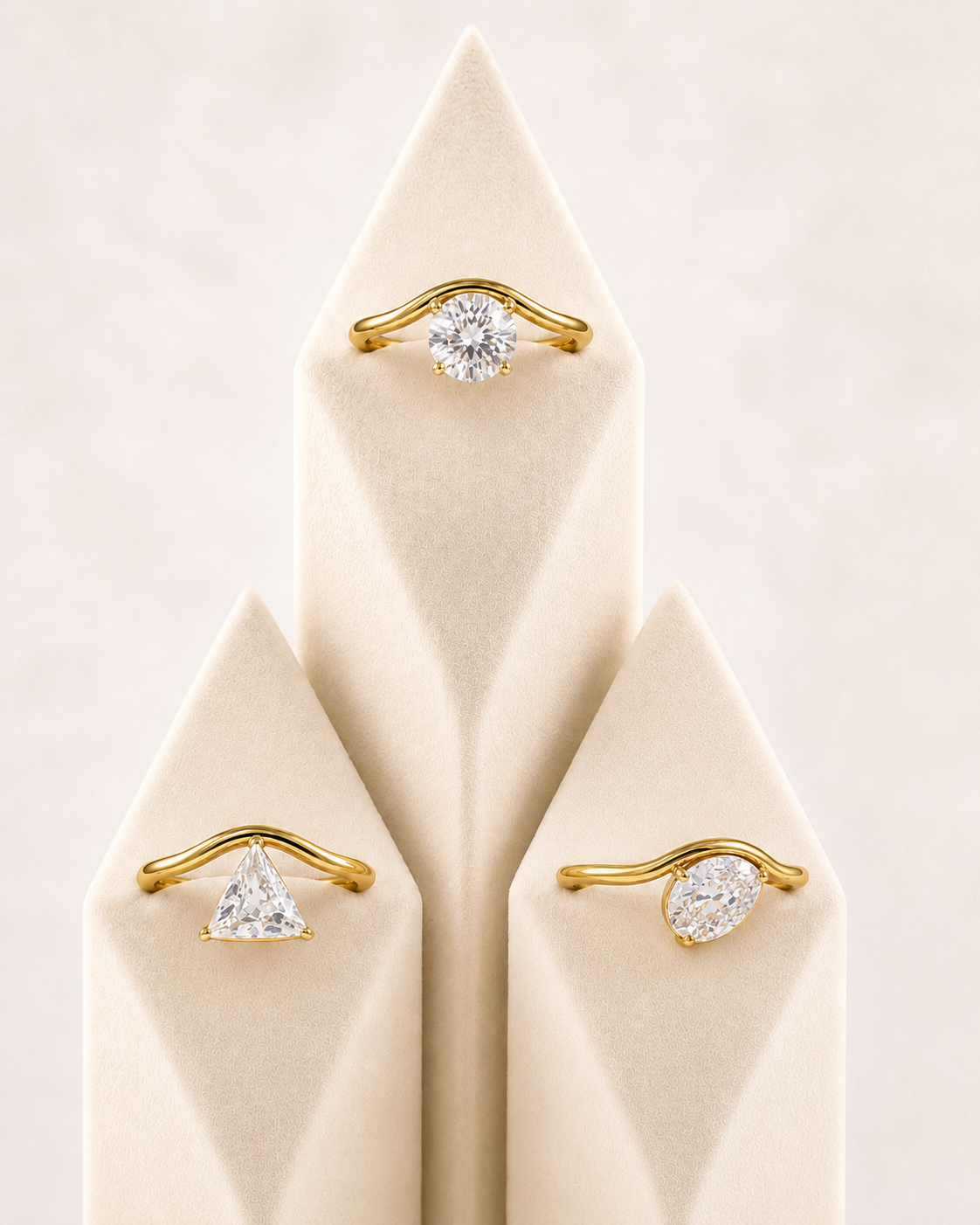 Elegant Wave Zircon Ring