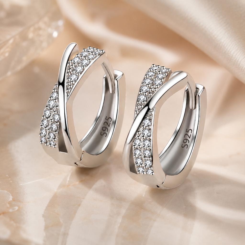 Éclat Bow Earrings in Sterling Silver 925