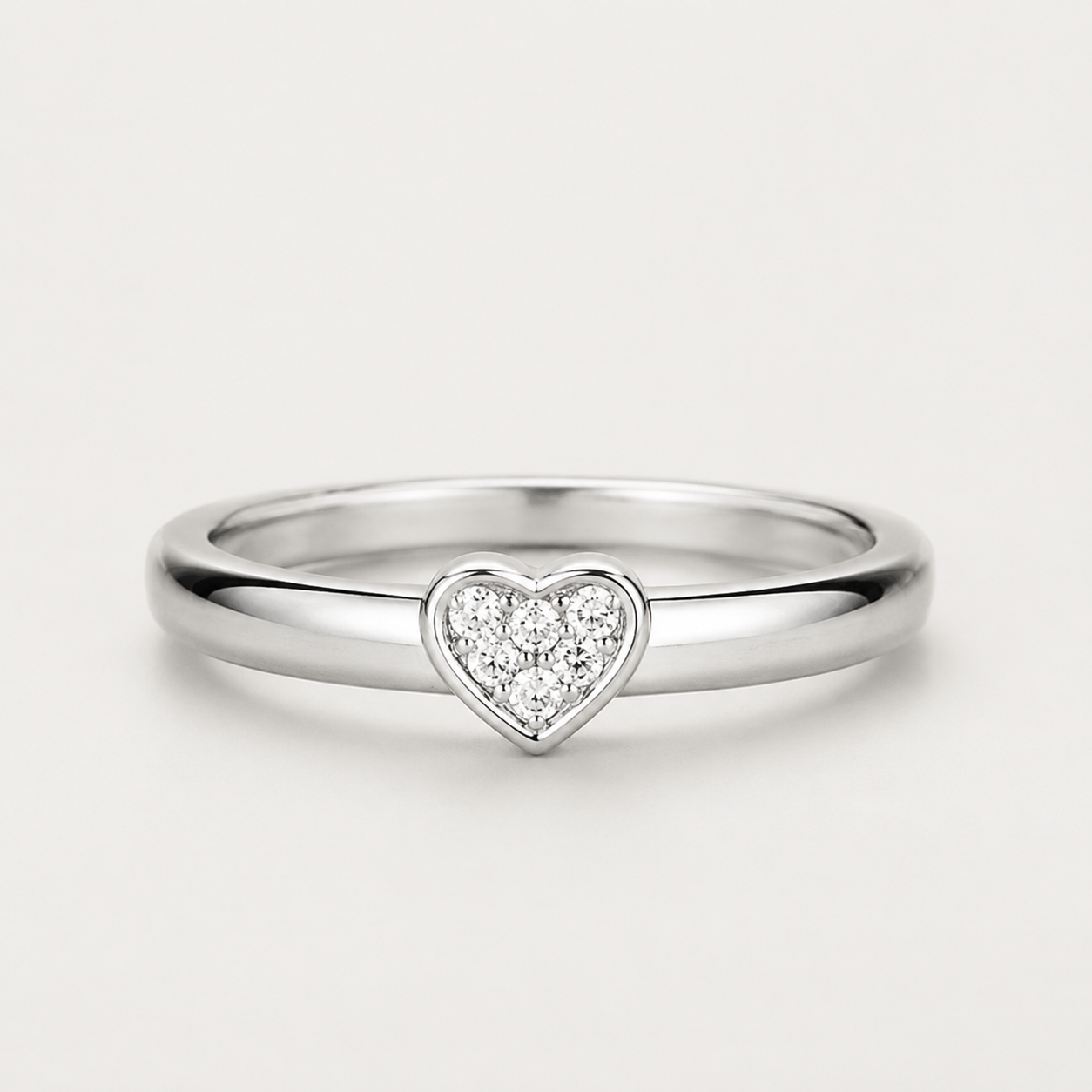 Amora Heart Ring in 925 Sterling Silver