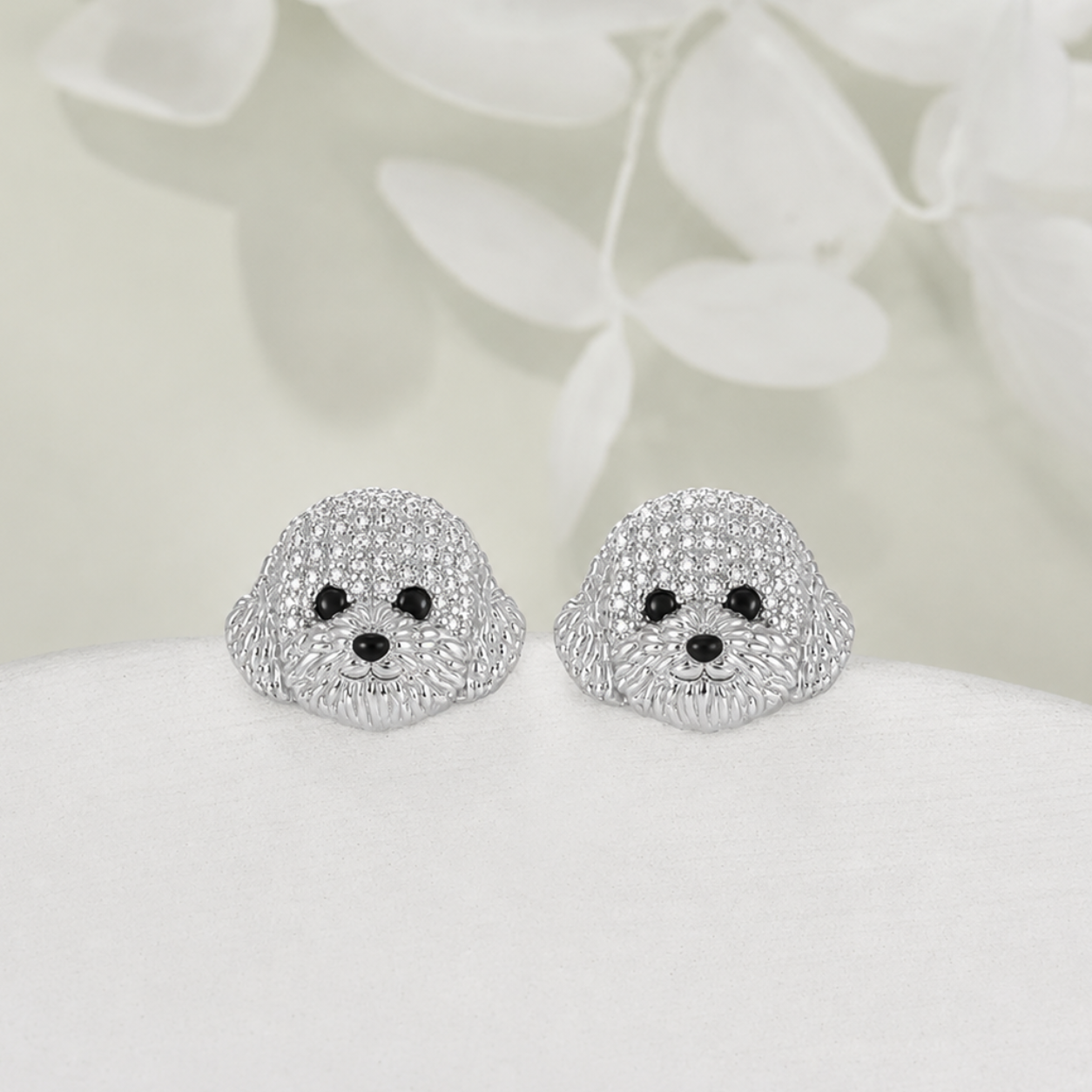 Pet Lumière Stud Earrings