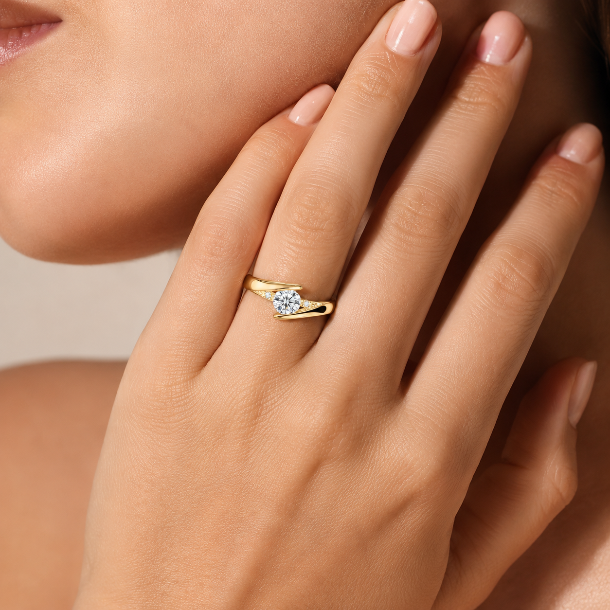 Lumière Gold Zirconia Ring