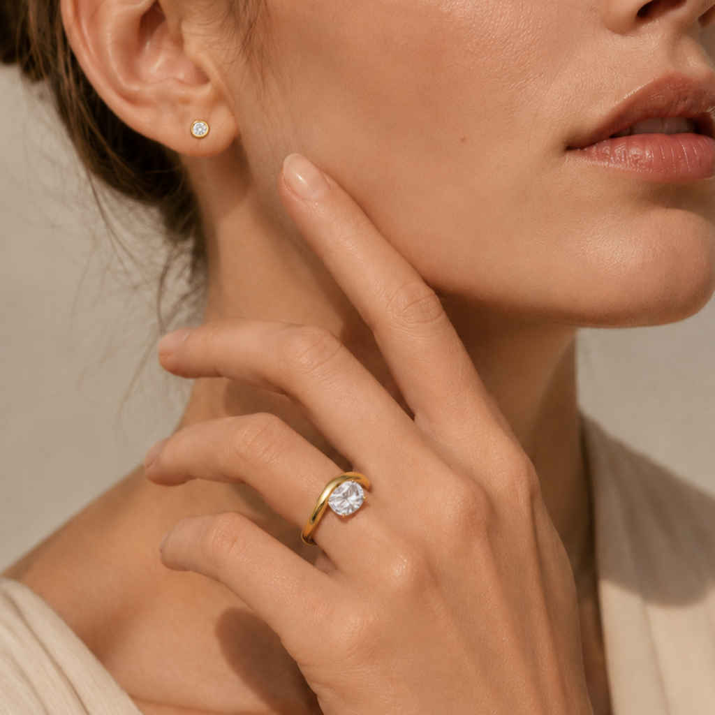 Lumière Teardrop 18k Gold Plated Zirconia Ring