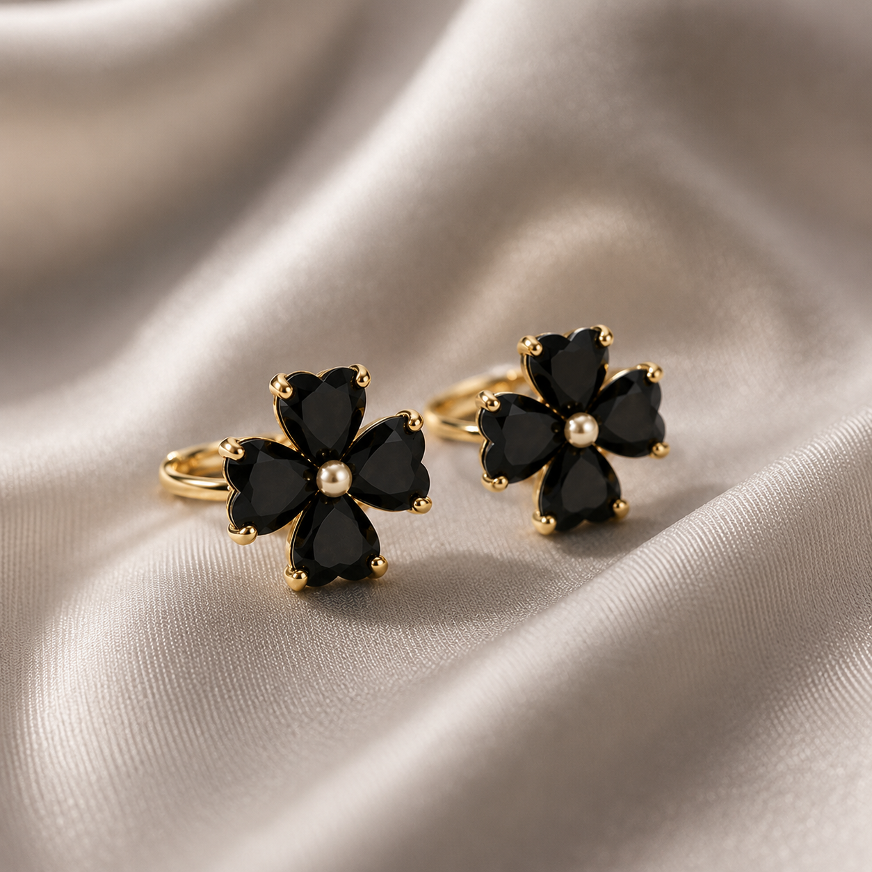 Black Clover Zircon Hoop Earrings in 925 Sterling Silver Gold Plated