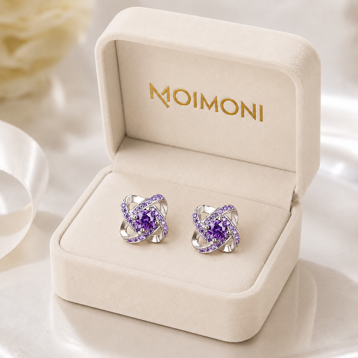 Knot of Light Zirconia Earrings