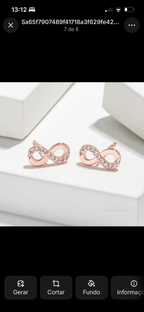 Infinity Lumière Stud Earrings