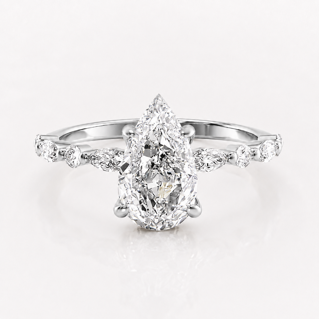 925 Sterling Silver Pear Lumière Ring