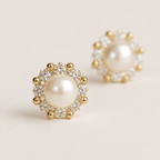 Pearl Fleur Stud Earrings