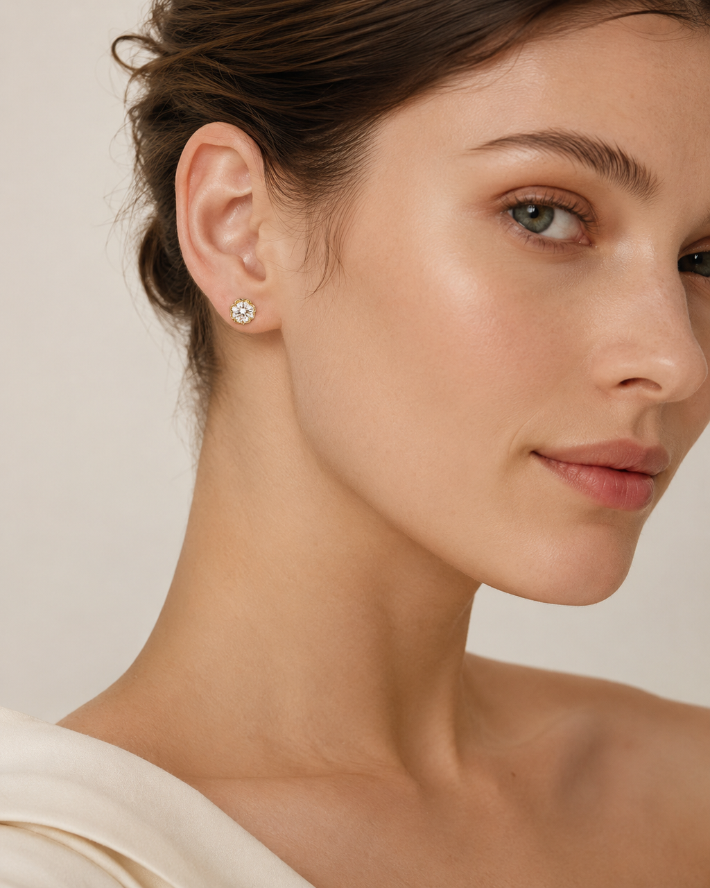 Florale Moissanite 14K Gold Filled Stud Earrings