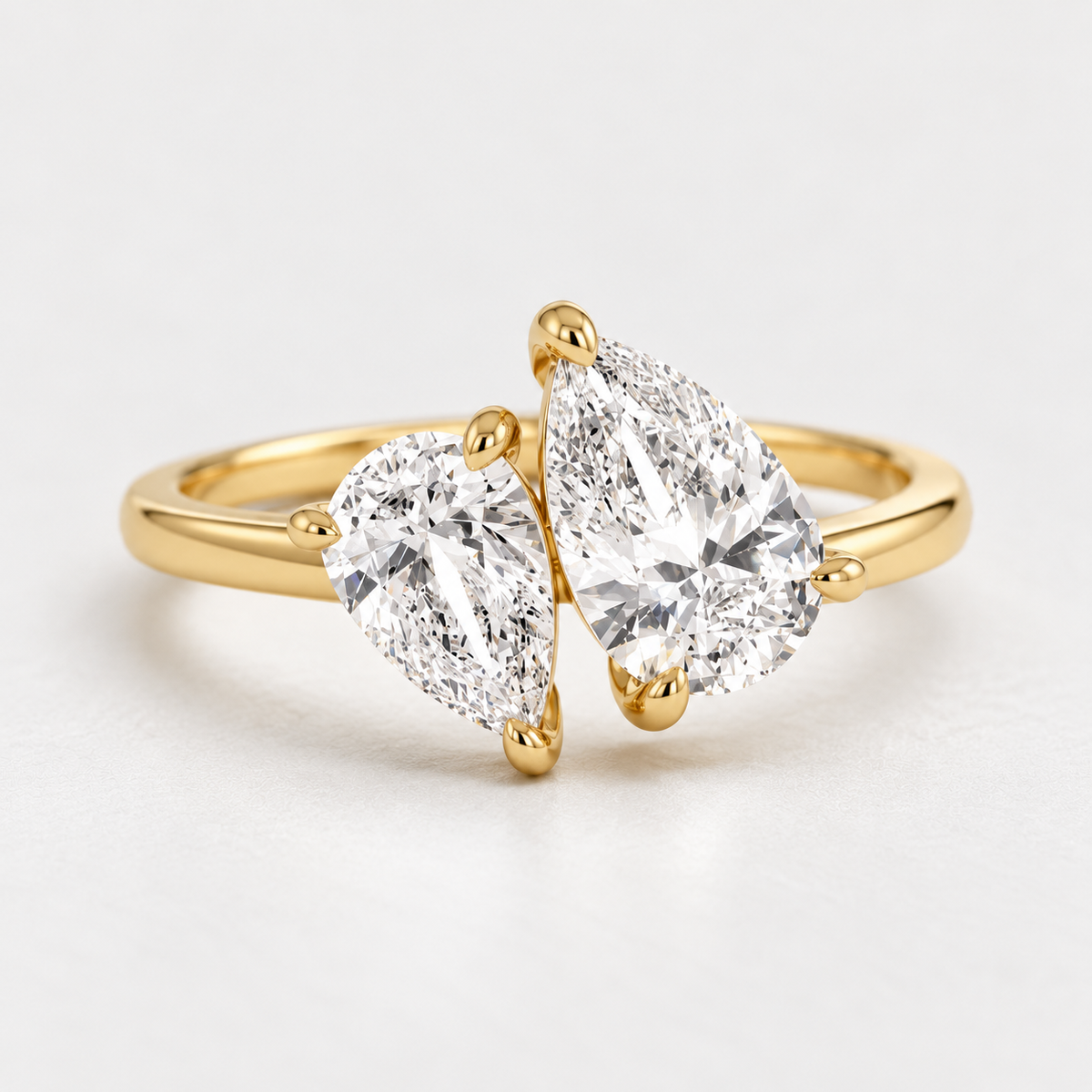 Pear Cut Moissanite Ring – D Color VVS1