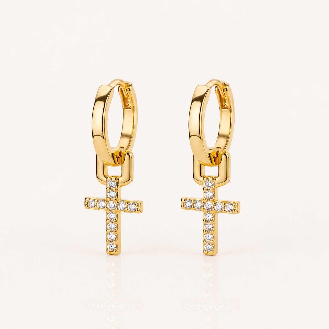 Boucles d'oreilles créoles croix en acier inoxydable avec zircon
