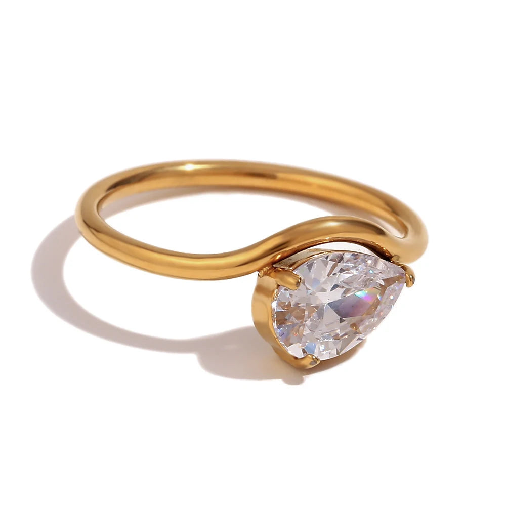Elegant Wave Zircon Ring