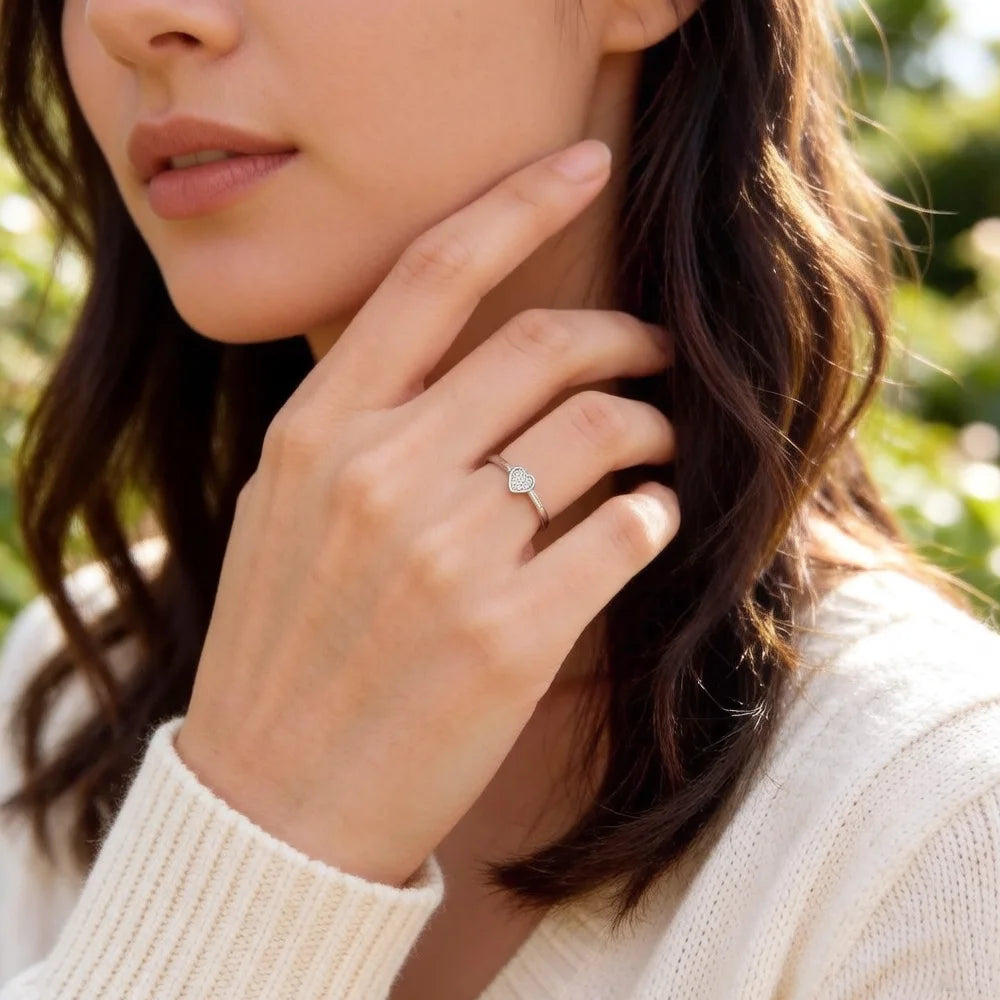 Amora Heart Ring in 925 Sterling Silver