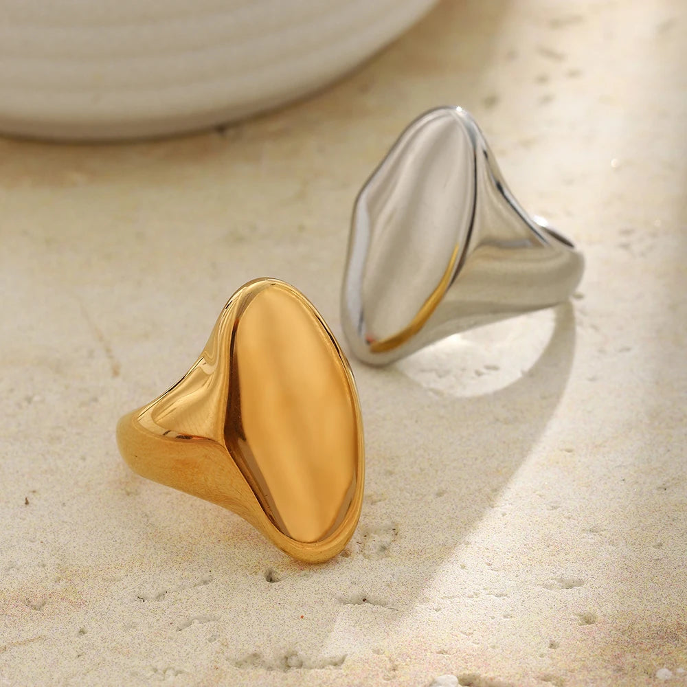 Irregular Teardrop Statement Ring – 18K Gold Plated Stainless Steel