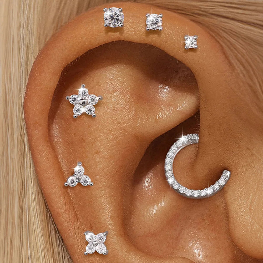 Éclat Moissanite Stud Earrings