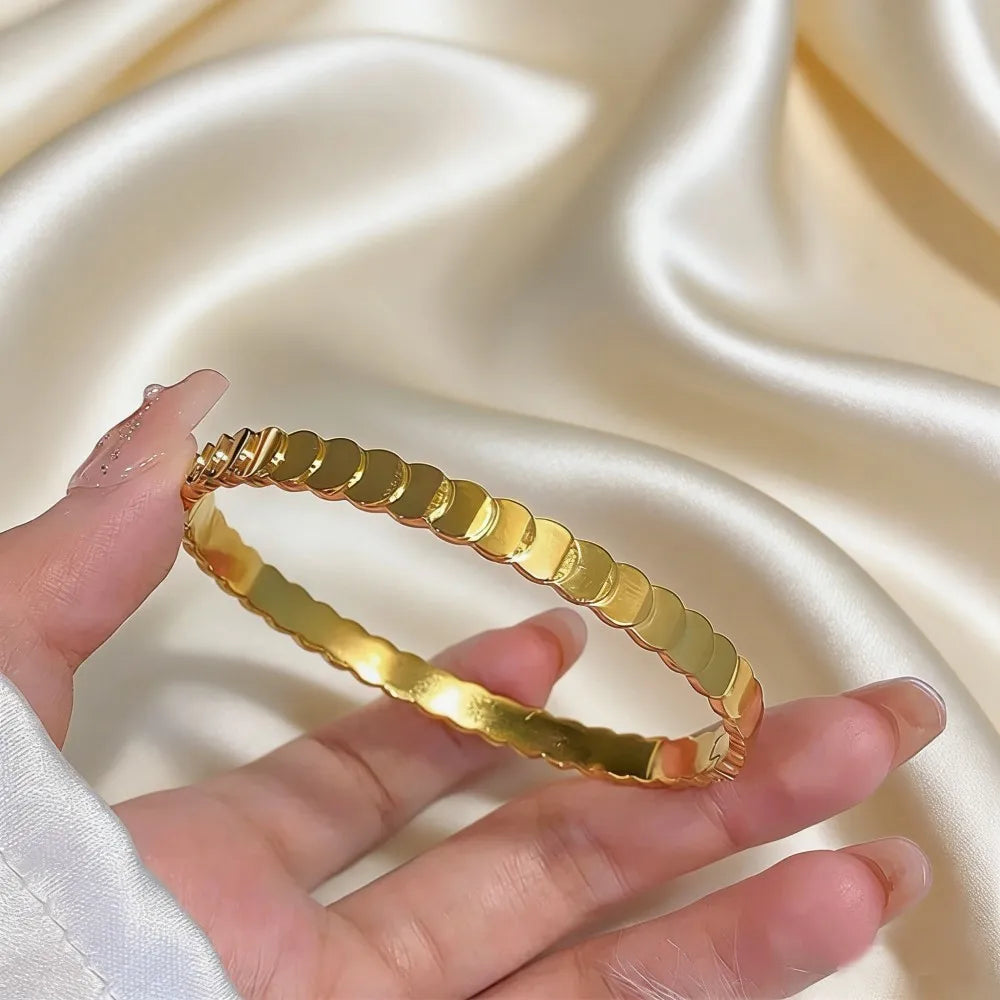 Éclat Doré Bangle