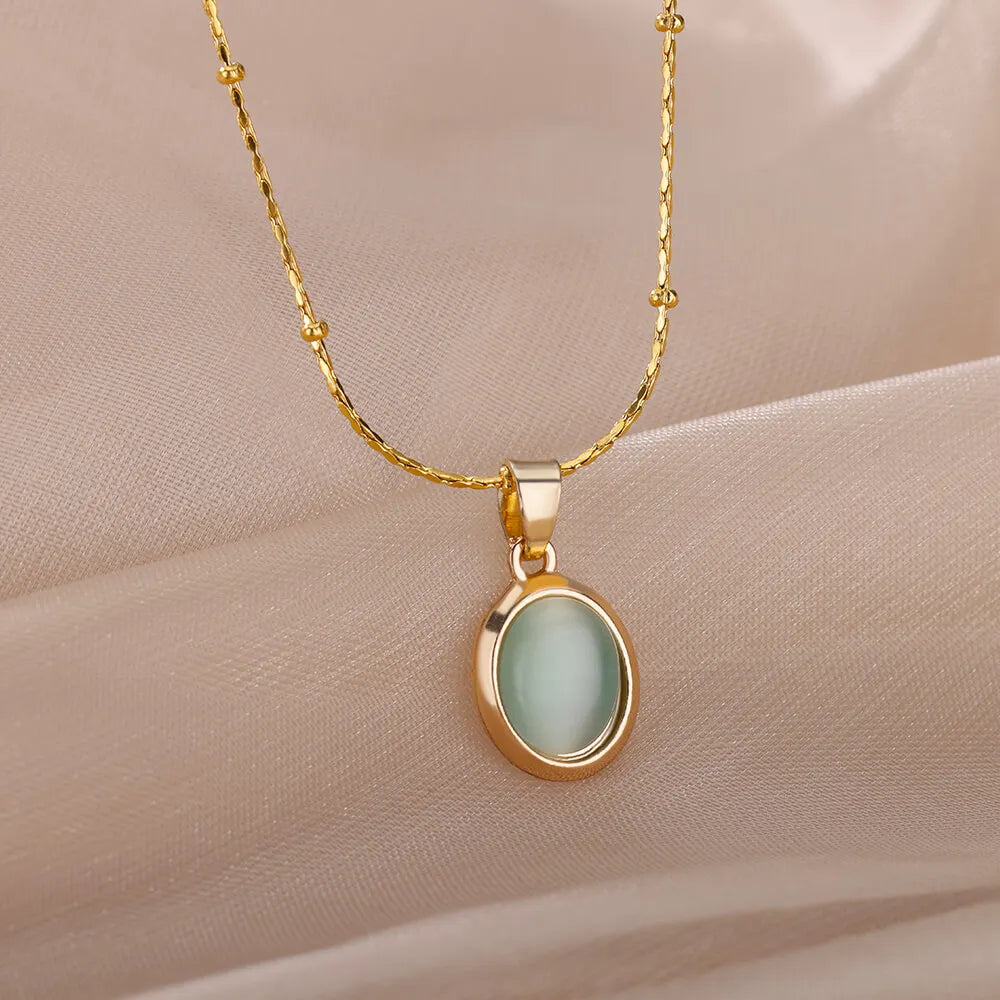 Delicate Oval Pendant Necklace